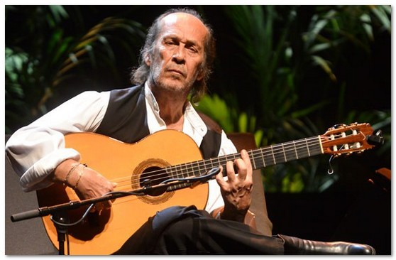 Paco De Lucia, bậc thầy guitar với khả năng đệm các điệu guitar Latinh đầy mê hoặc