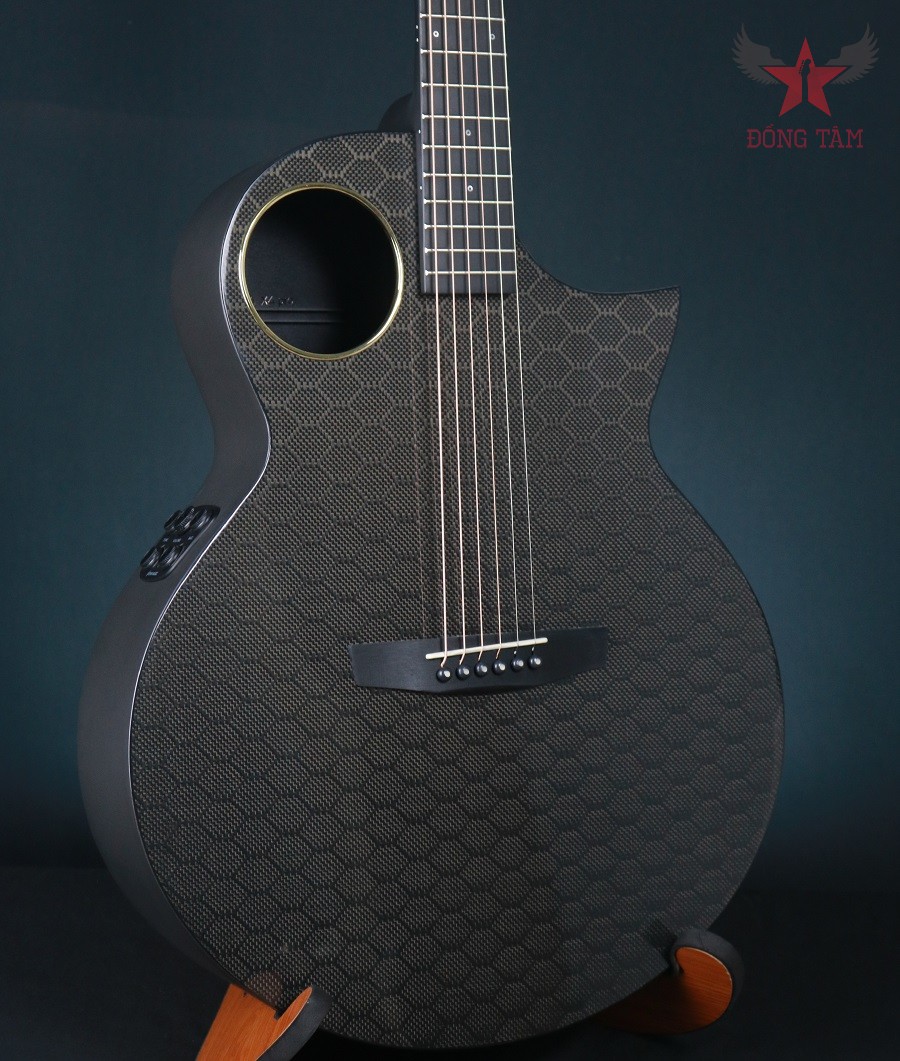 Đàn Guitar Acoustic Enya X4 Pro với thiết kế hiện đại và vật liệu HPL